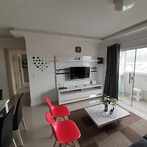 Apartamento Lindo Apto Completo A 150m Da, Porto Belo